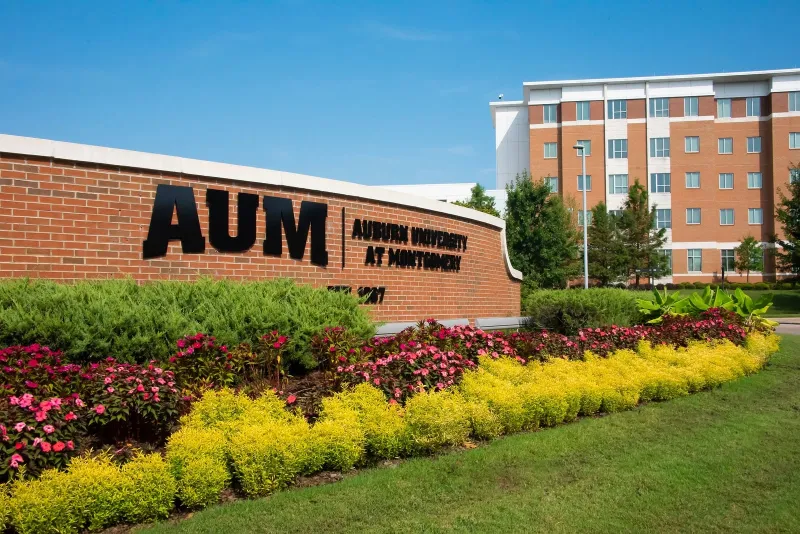 Alabama public four-year college enrollment mostly steady with some key movements
