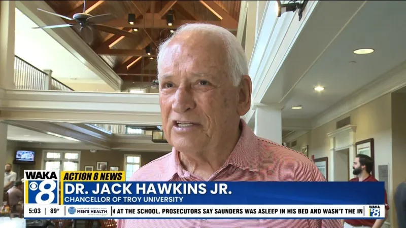 Dr. Jack Hawkins hosts final Chancellor's Golf Tournament before retirement