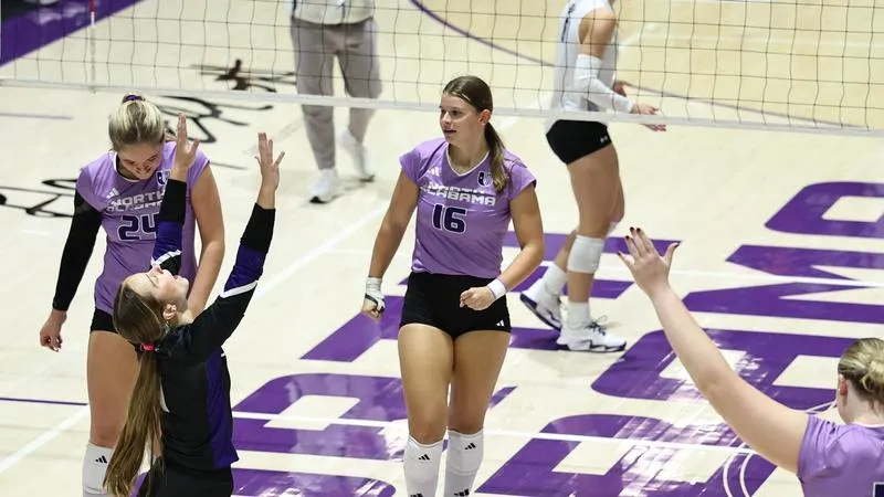 Volleyball welcomes Central Arkansas for Saturday clash