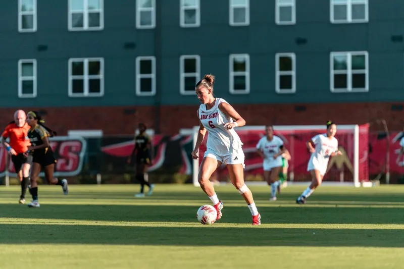 Soccer Wraps Up Road Swing at FIU on Sunday