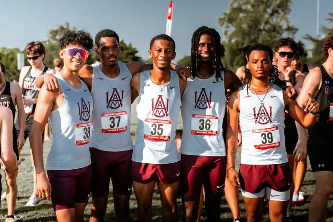 Moreno Leads Bulldogs at Louisville Classic