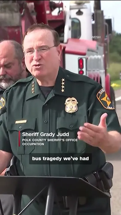 Student, motorist killed in FL bus crash (Video)