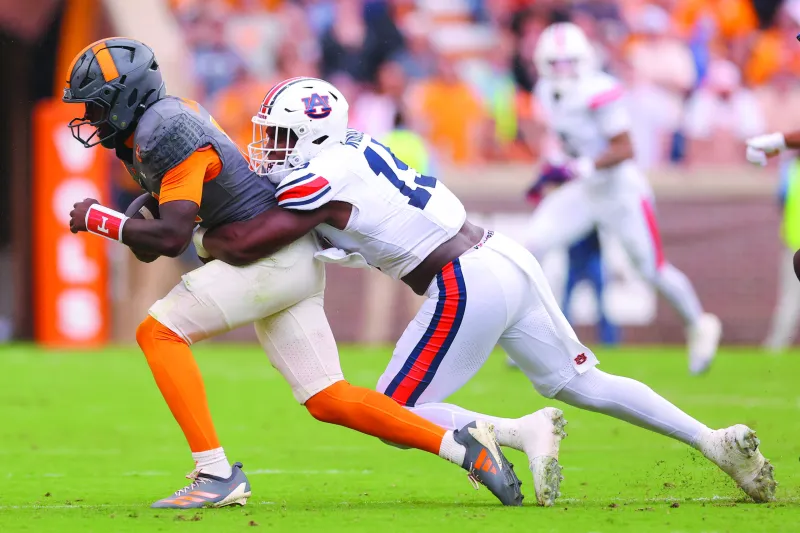 Auburn can't hang on to lead, loses to Vols