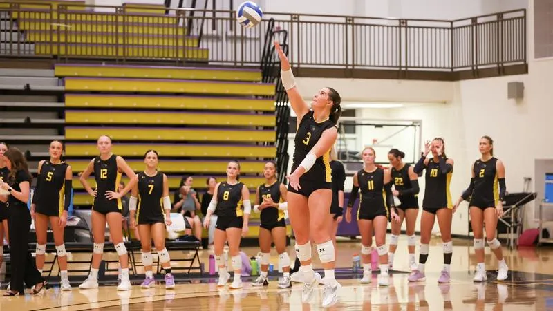 Falcons Fall to Trevecca Nazarene in Three Sets