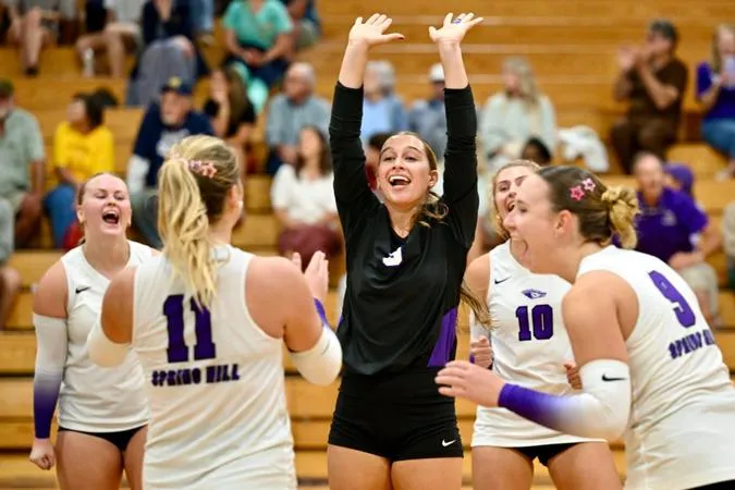 Hayes Leads Badgers Past Mississippi Christian, 3-1