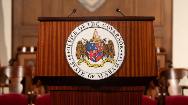 Analysis | The governor has the microphone. The Legislature has the votes