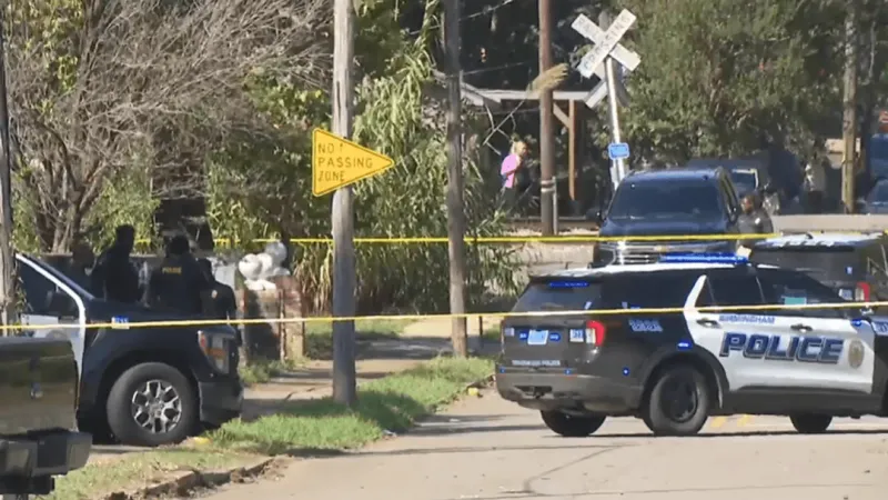 Birmingham police investigating officer-involved shooting on Avenue T