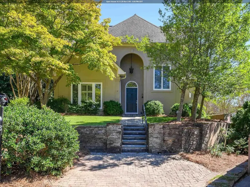 Mountain Brook open houses October 10-11