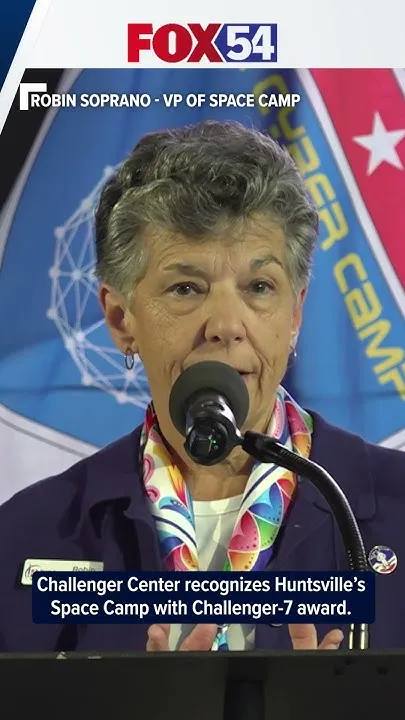 Space Camp receives the Challenger-7 award (Video)