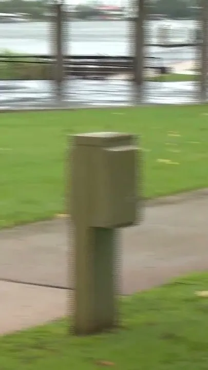 Okaloosa County starts to feel Hurricane Isaias's effects (Video)