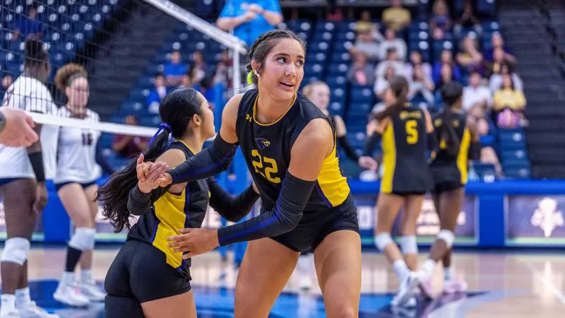Falcons Sweep AUM to Close GSC Road Weekend