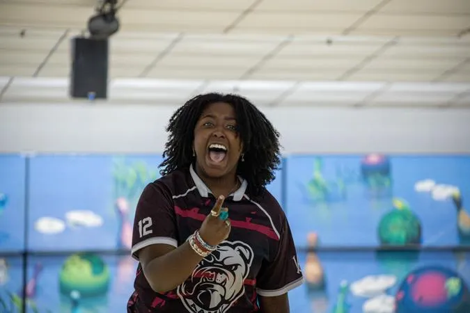 Bulldogs Sweep Final Day to Finish Ninth at Colonial Lanes Classic