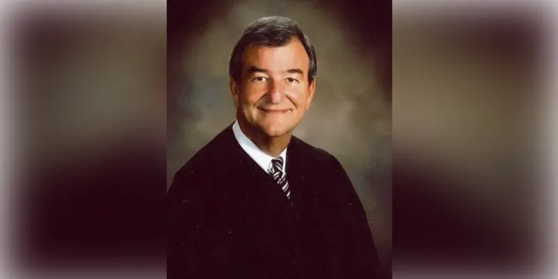 Gadsden-native Judge Bobby Mac Junkins passes away
