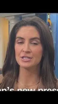 White House press secretary makes debut (Video)