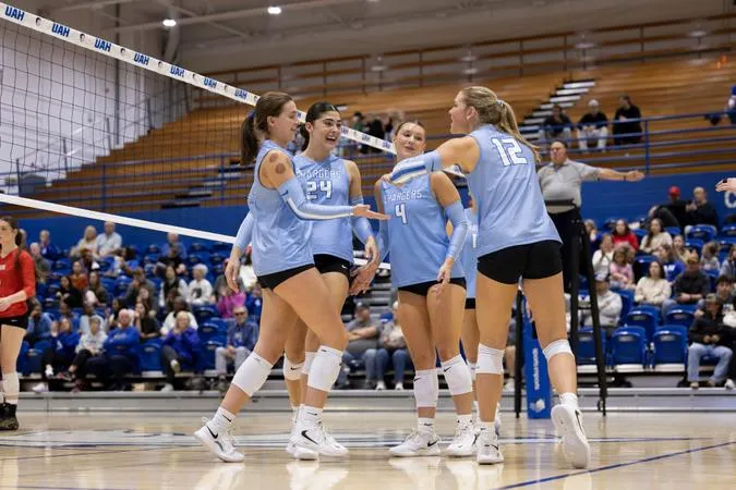 Chargers Clinch GSC Championship Berth With Sweep Against Union