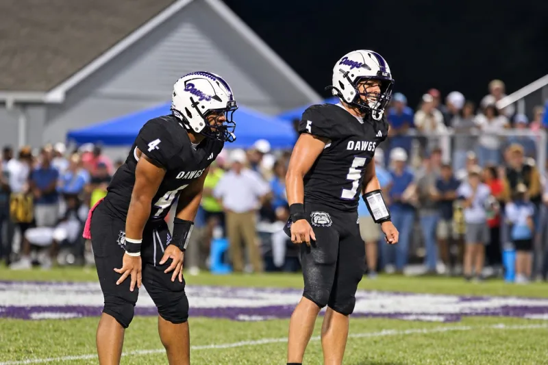 Bulldogs shutout Asbury, 57-0