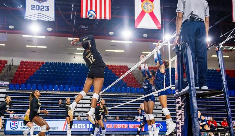 Volleyball Continues Home Success in Four-Set Win Over Jackson State