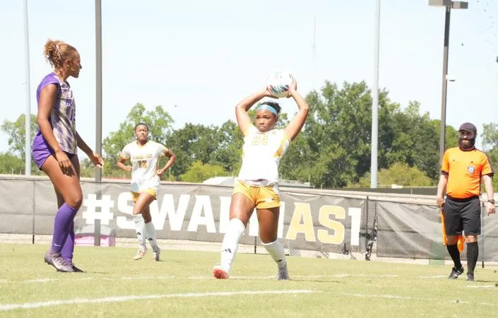 Porter Nets First Career Goal in Loss to Texas Southern