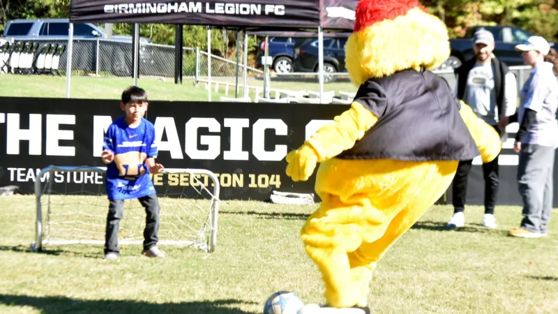 Birmingham Legion and its fans share mutual appreciation as home season ends