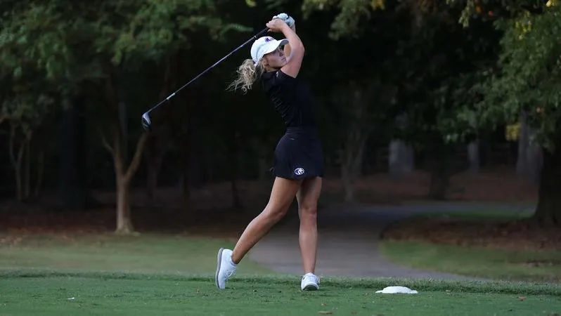 Busby records historic second round in Arkansas