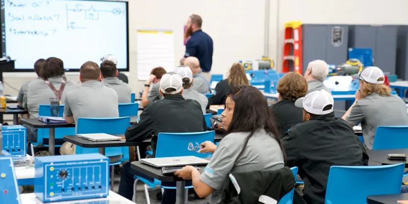 Alabama community college fall enrollment exceeds 100,000 for first time since 2010