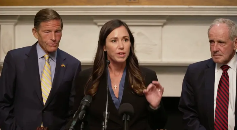 Katie Britt supports maximum pressure on Russia with room for Trump to maneuver