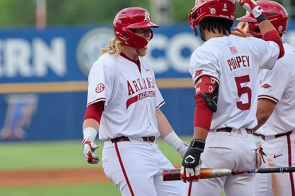 Arkansas baseball beats Tennessee to advance at the SEC Tournament