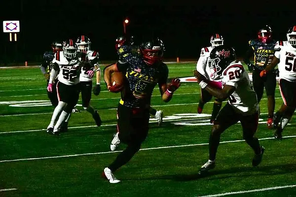 Jacksonville's Ball commits to Kentucky