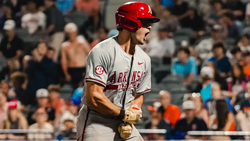 Helfrick's Go-Ahead Home Run in Eighth Inning Sends Hogs to SEC Tournament Championship
