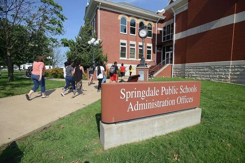 Two Springdale students set to represent Arkansas at national artificial intelligence summit this summer