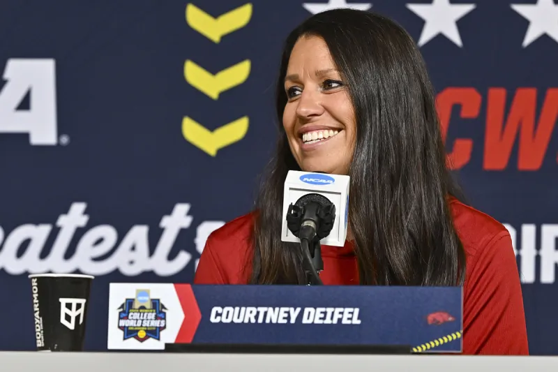 Courtney Deifel press conference: Arkansas softball coach, players preview WCWS game vs. Nebraska