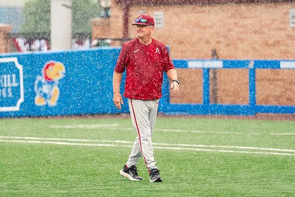 Sunflower soak: Rain welcomes Arkansas baseball to Kansas, might stay awhile