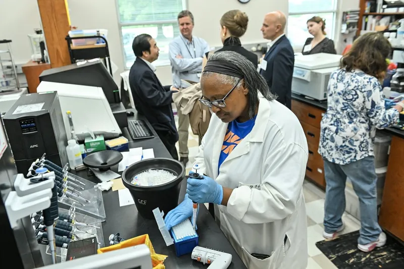 Federal commissioners call Arkansas 'powerhouse for agriculture,' tout potential of biotechnology