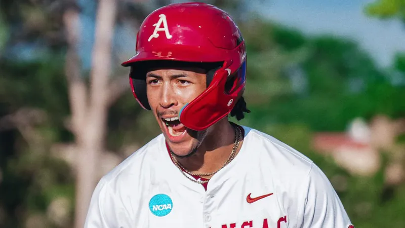 Watch-Listen: Razorbacks Face No. 1 Kansas in Lawrence Regional