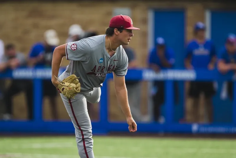 Arkansas baseball notebook: Hunter Dietz sensational in game that put Razorbacks in a bind