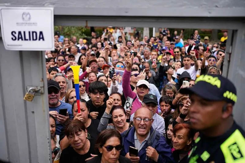 Presidential hopefuls head to runoff