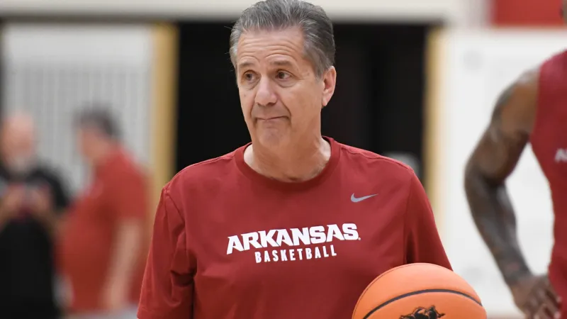 Calipari's center search drags into summer with roster hole still unfilled