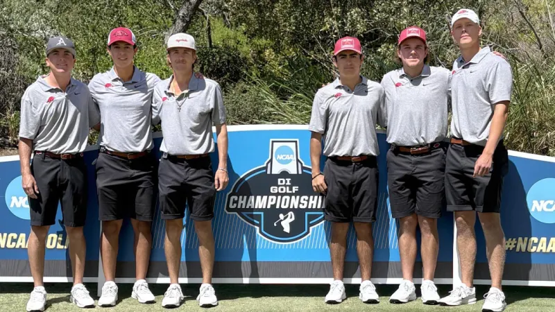 Razorbacks Finish 19th at NCAA Championships; Gomez Advances