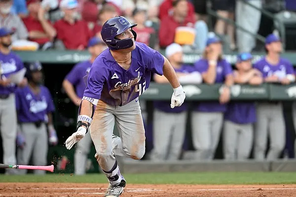 UCA outfielder Zeb Allen commits to play for Arkansas baseball