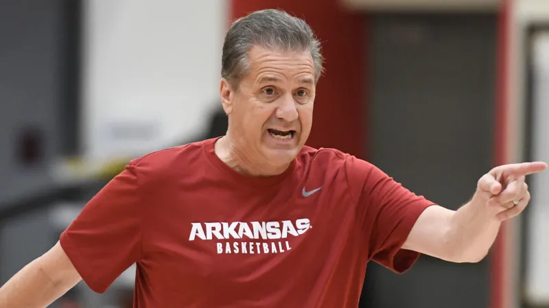 Davion Thompson commits to Arkansas basketball as John Calipari's fifth five-star