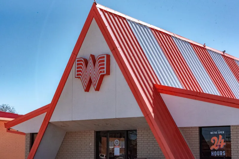 Top Restaurant Chains Dominating the Texas Dining Scene