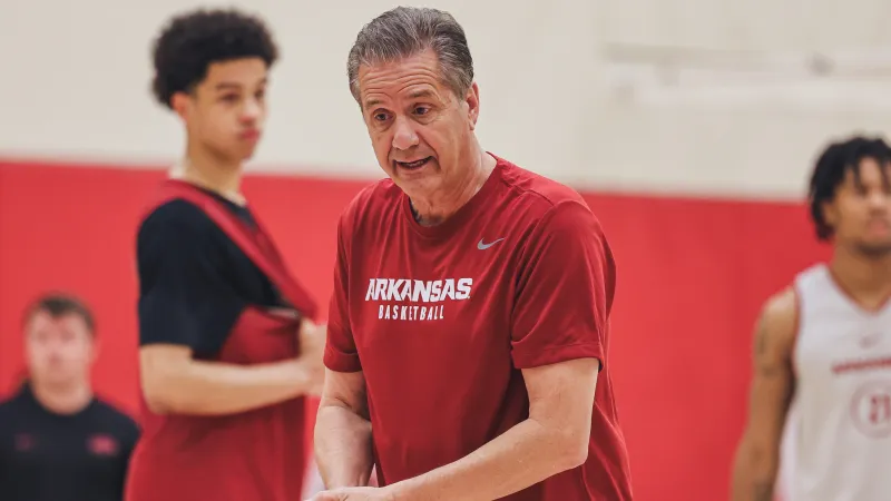 Arkansas basketball lands offer on five-star future guard