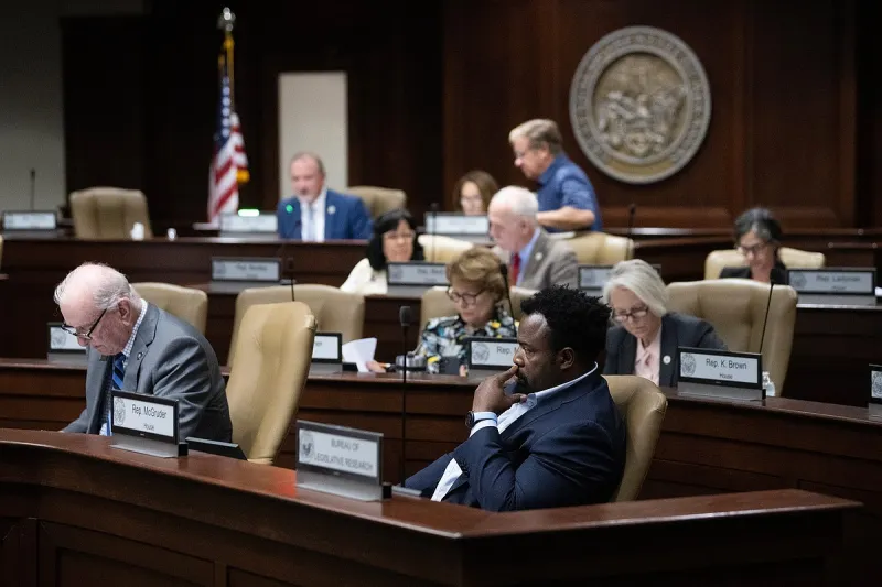 State lawmakers approve new rules for Arkansas' school choice program