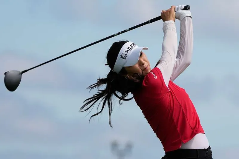 Yoon handles Hazeltine, shoots a record-tying 63