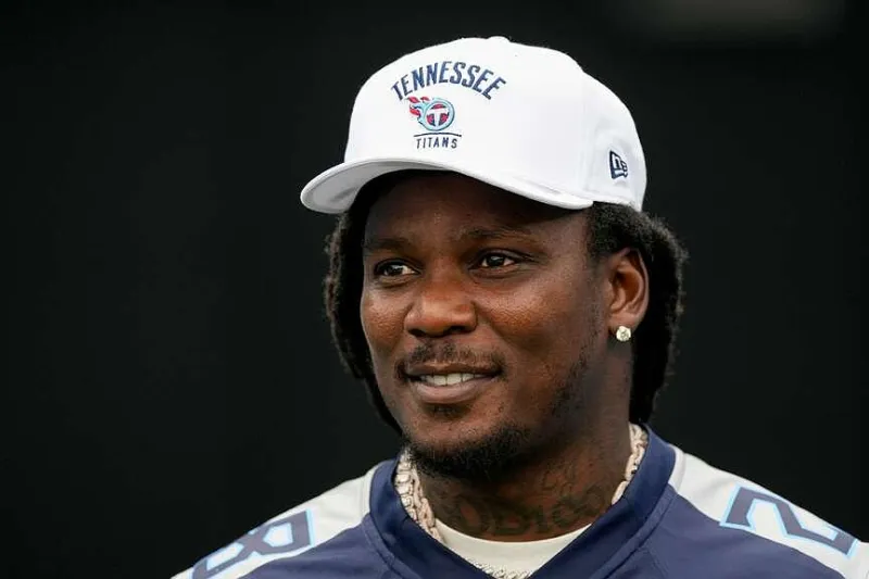 Former NFL RB Chris Johnson, known as CJ2K for his 2,006 yards with Titans in '09, reveals ALS diagnosis