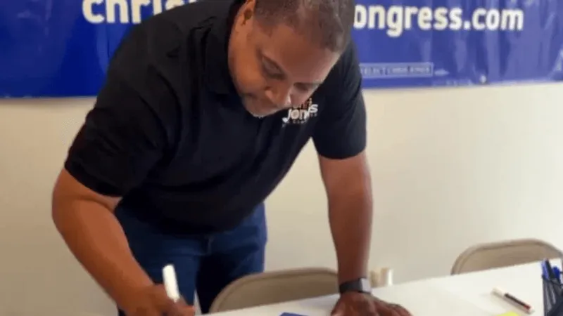 Arkansas GOP files FEC complaint over missing disclaimer box on Chris Jones' yard signs