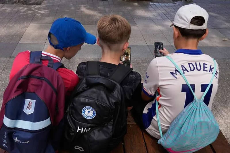 Australia's social media ban faces issues