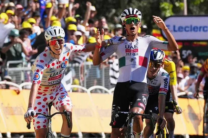Mexican rider gets an unexpected gift