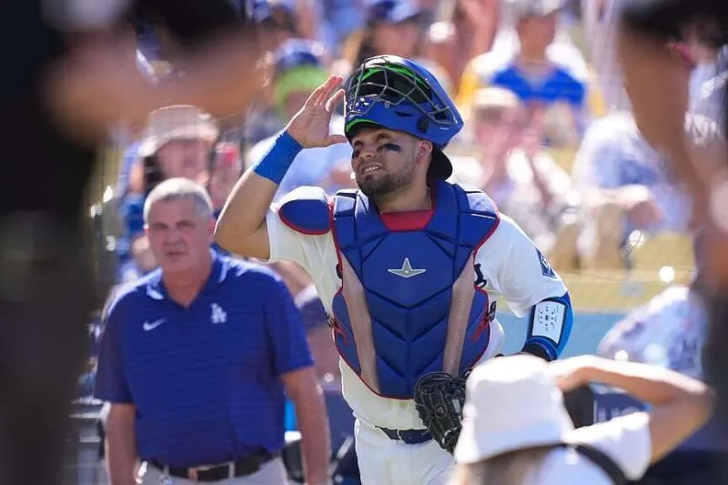 Dodgers' Alfonzo realizes big league dream amid loss of family members to Venezuela earthquakes