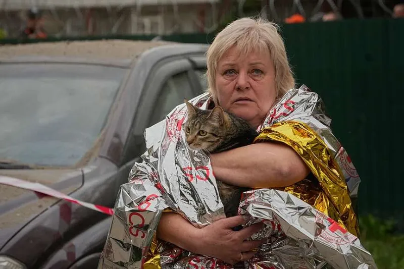 Russian barrage finds gaps in Ukraine defense, kills 22